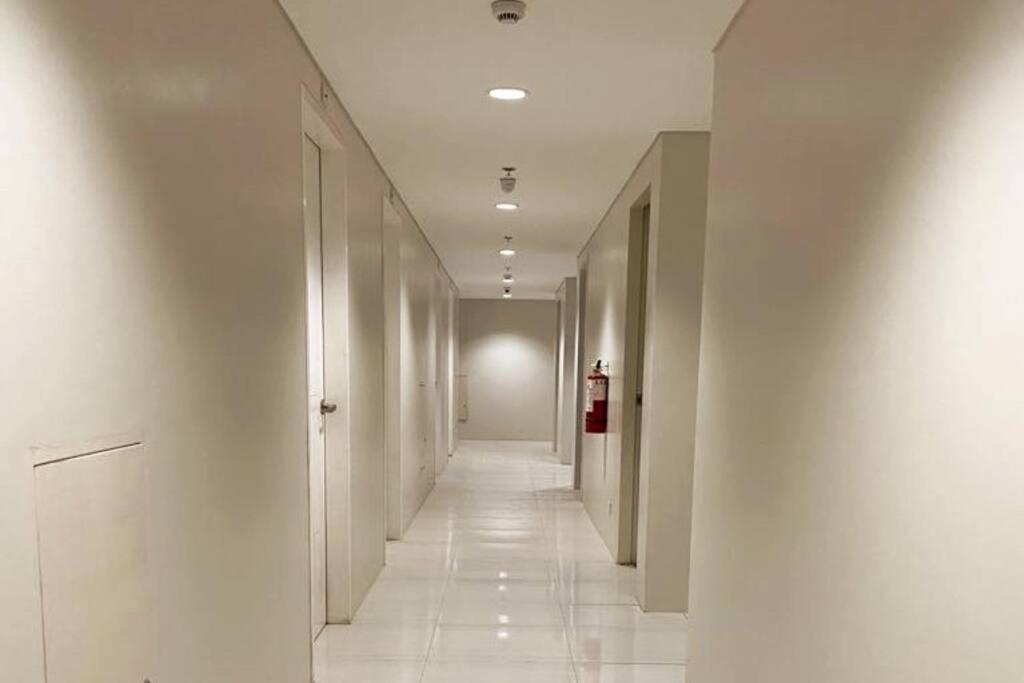 1822 Deluxe Twin - Migas Haven At Sunvida Tower Apartment Cebu Bagian luar foto