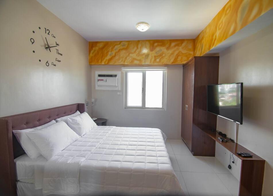 1822 Deluxe Twin - Migas Haven At Sunvida Tower Apartment Cebu Bagian luar foto